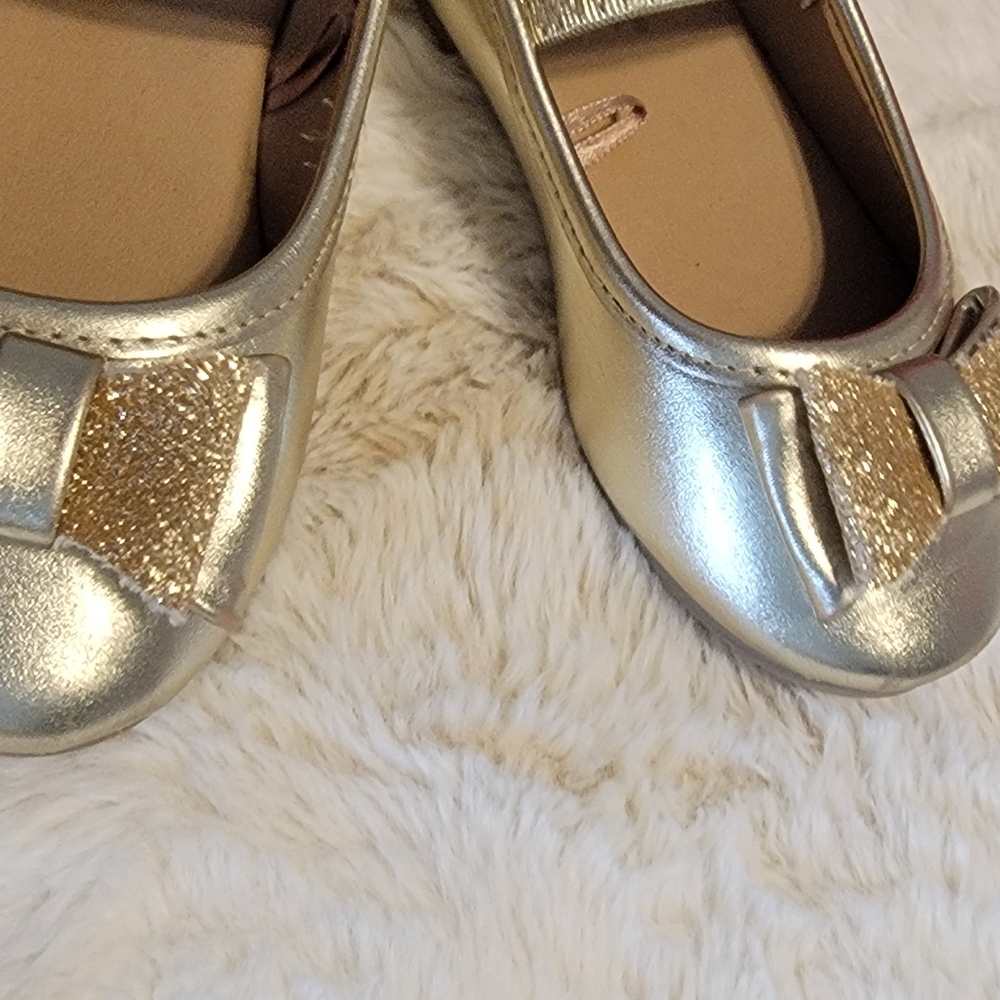 Shoes - Picture 5 of 10